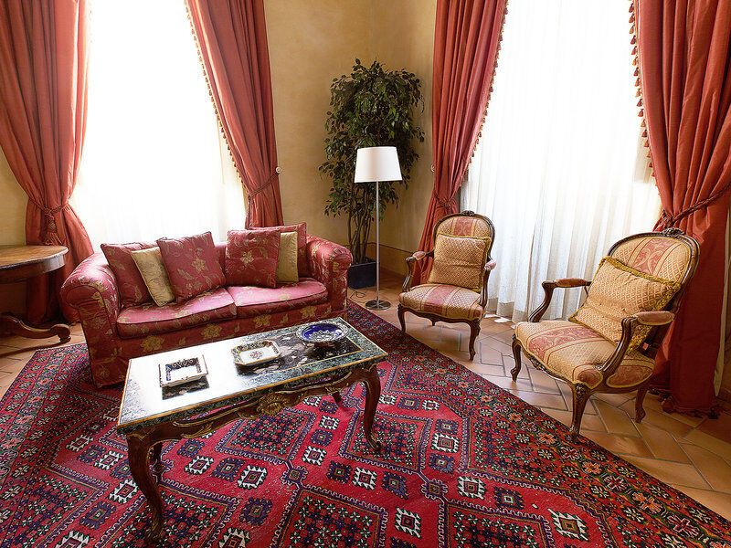 Pantheon Luxury Rome