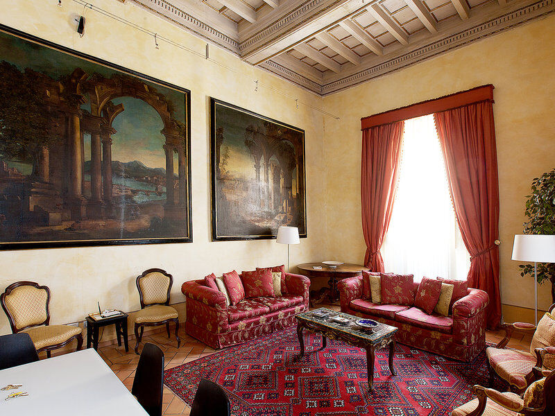 Pantheon Luxury Rome